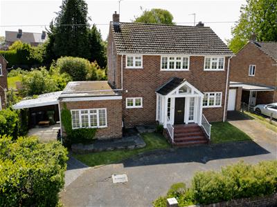 Minimum bedroom properties for sale from Hillier & Wilson Estate Agents Westwood Road